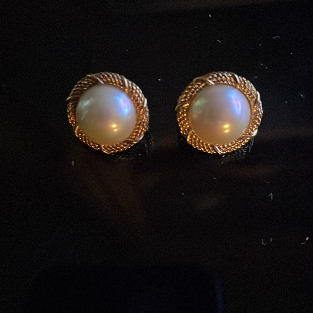 Dior Gold-Tone Earrings with Pearls